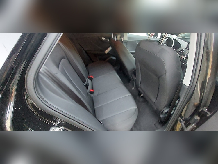 Audi Q2 1.0 110CV foto 9